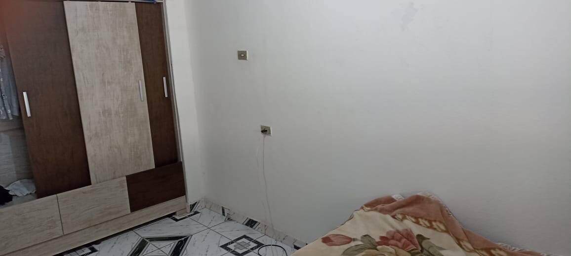 Casa à venda com 4 quartos, 200m² - Foto 22