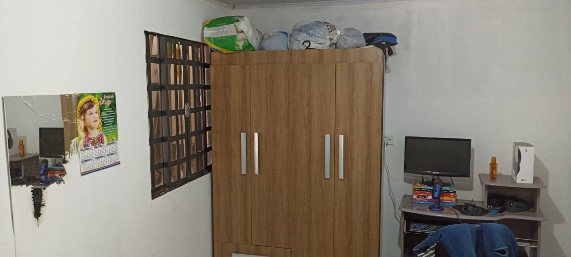 Casa à venda com 4 quartos, 200m² - Foto 20