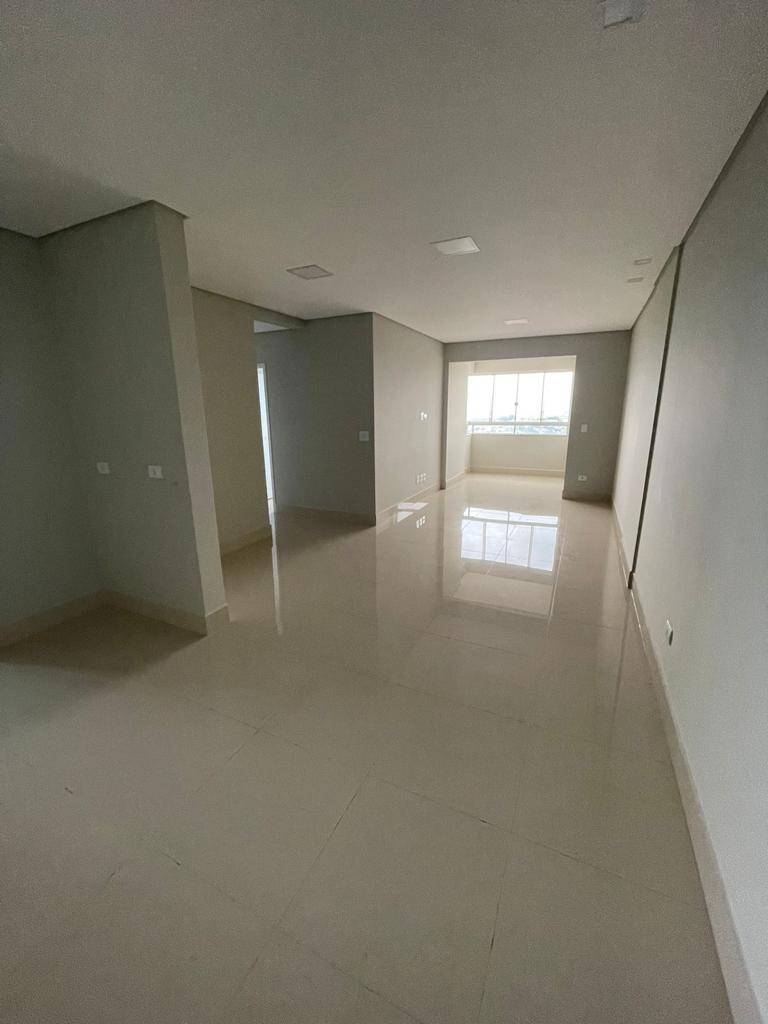 Apartamento à venda com 3 quartos, 92m² - Foto 13