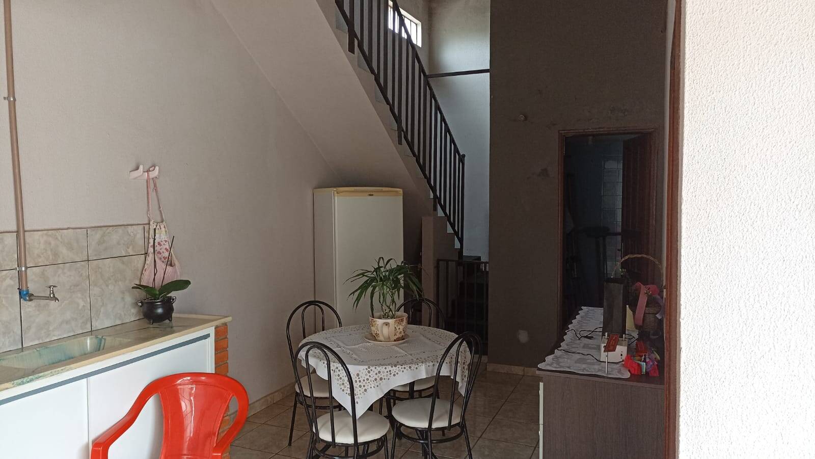 Casa à venda com 2 quartos, 280m² - Foto 16