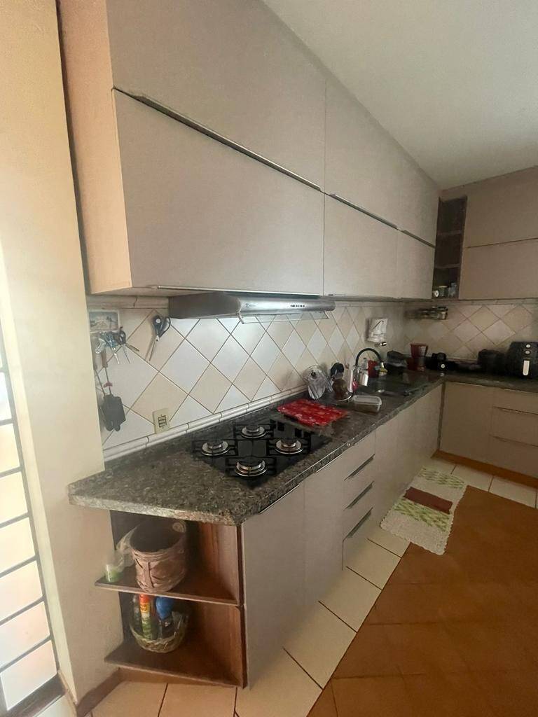 Casa à venda com 3 quartos, 270m² - Foto 6