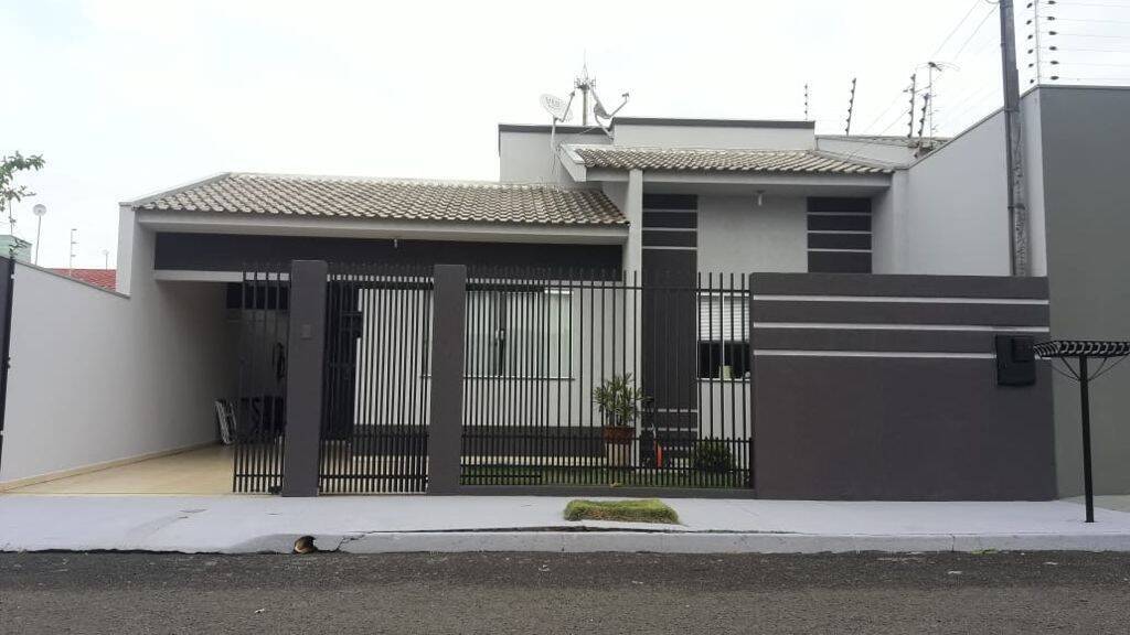 Casa à venda com 2 quartos, 88m² - Foto 2