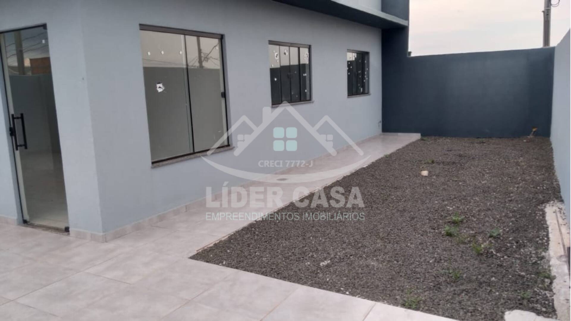 Casa à venda com 3 quartos, 59m² - Foto 4