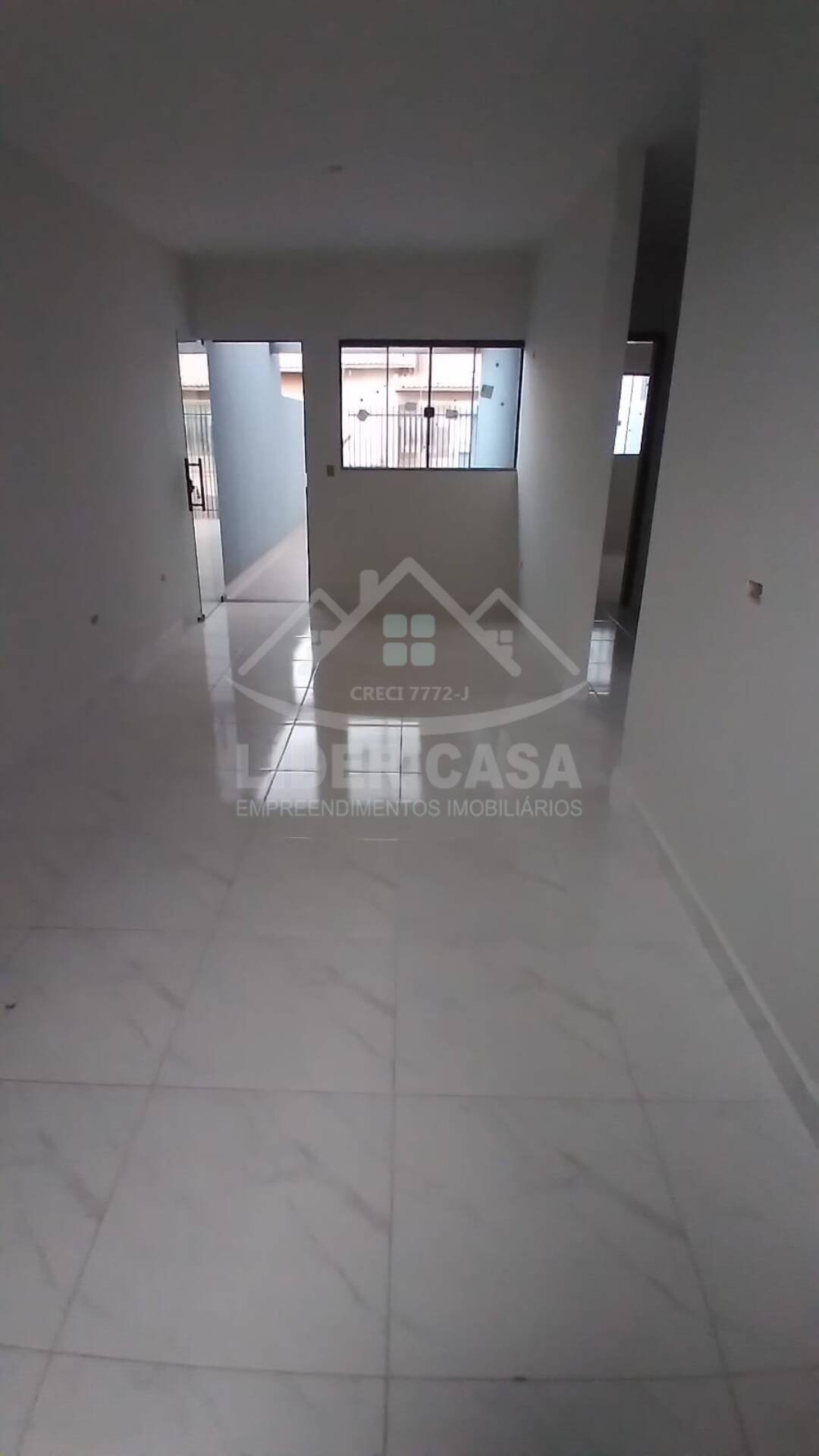 Casa à venda com 2 quartos, 52m² - Foto 15