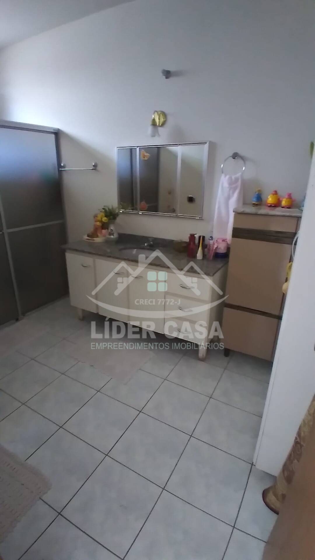 Casa à venda com 3 quartos, 362m² - Foto 25