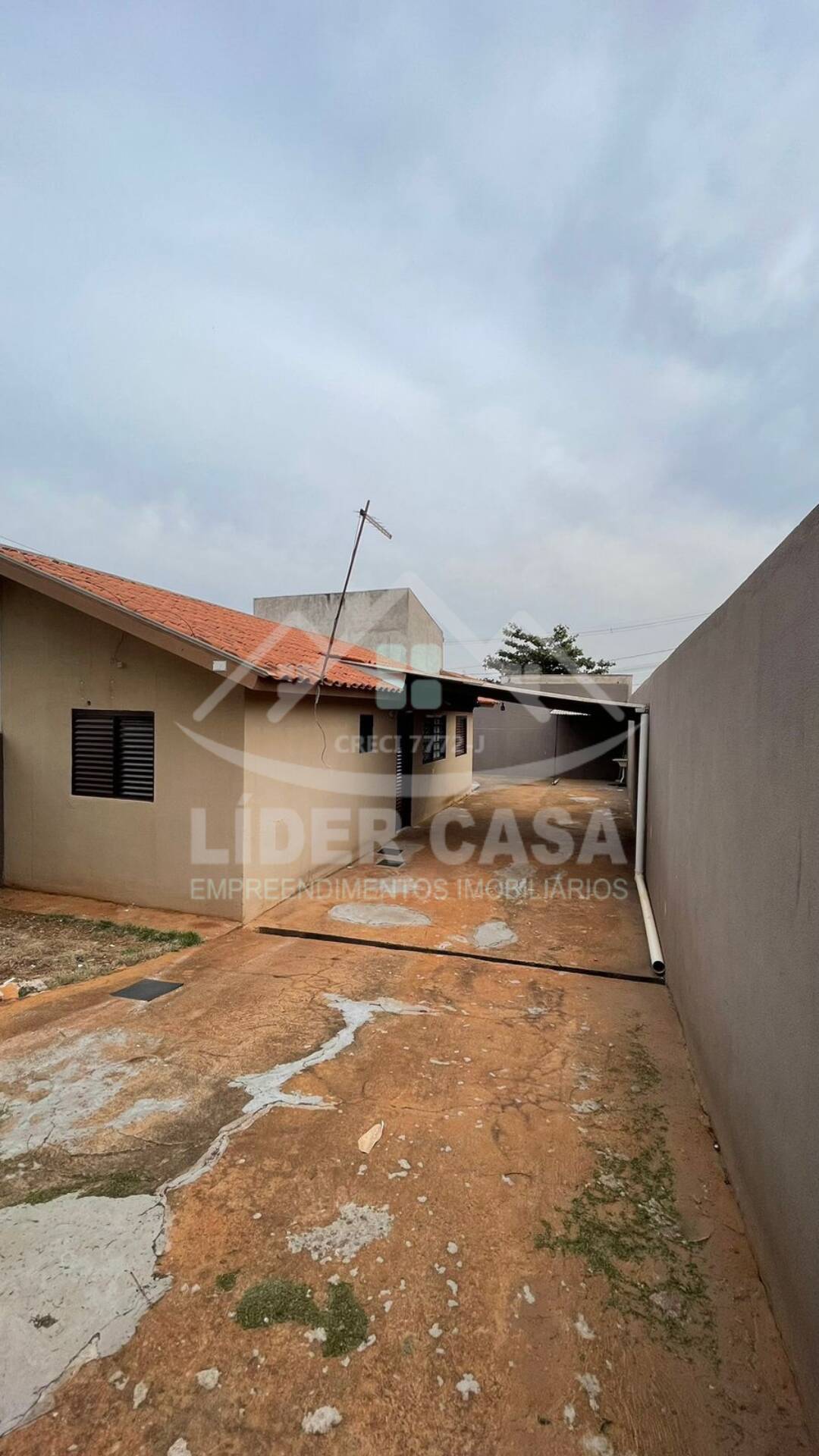 Casa à venda com 2 quartos, 40m² - Foto 3