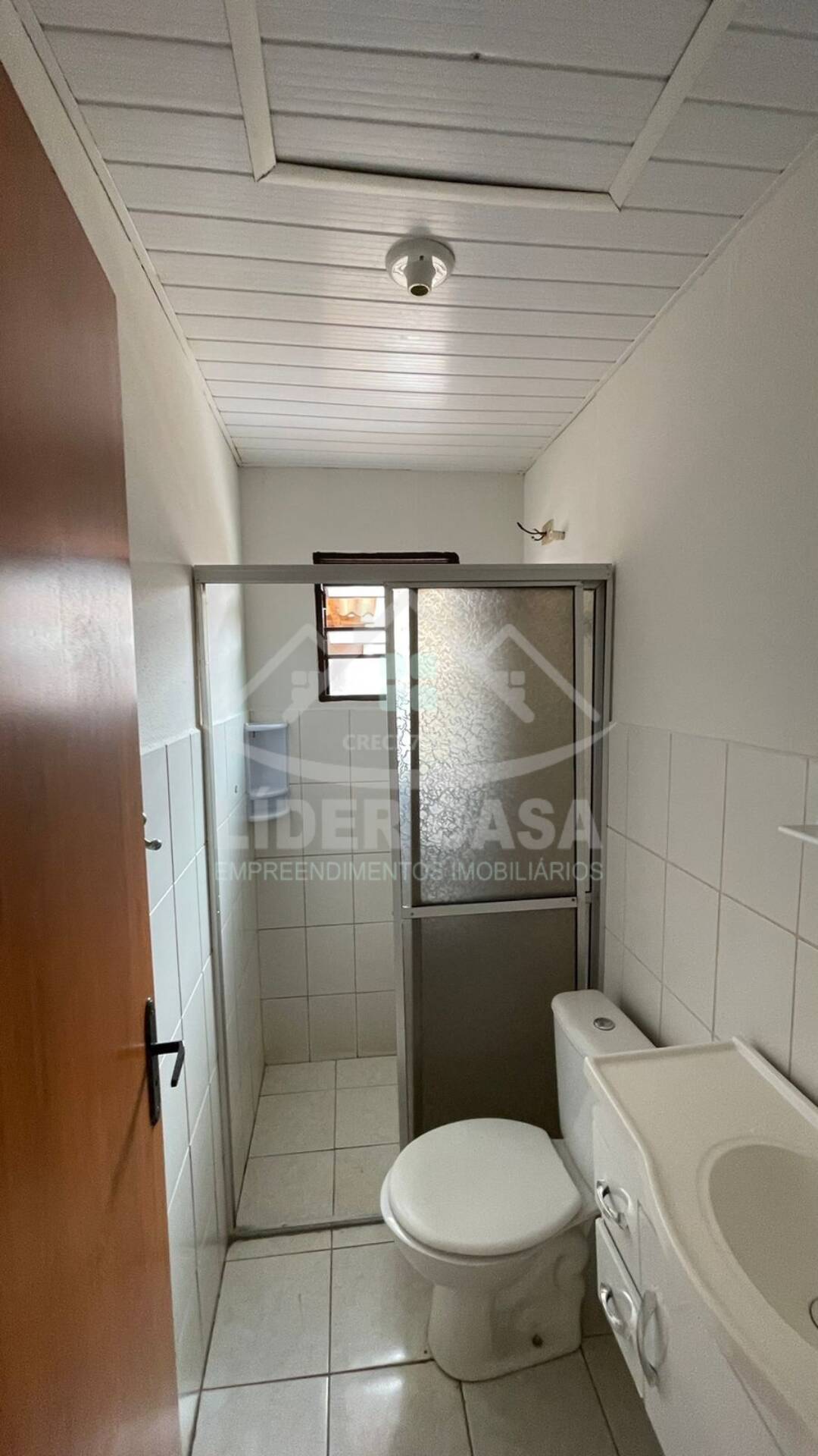 Casa à venda com 2 quartos, 40m² - Foto 7