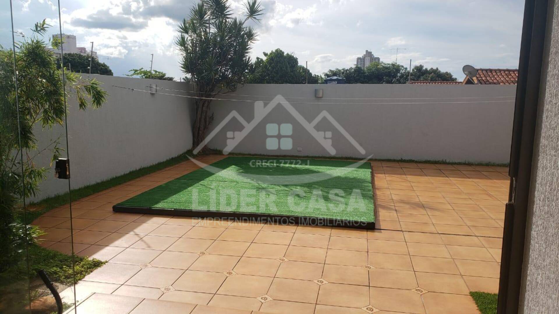 Casa à venda com 3 quartos, 305m² - Foto 41