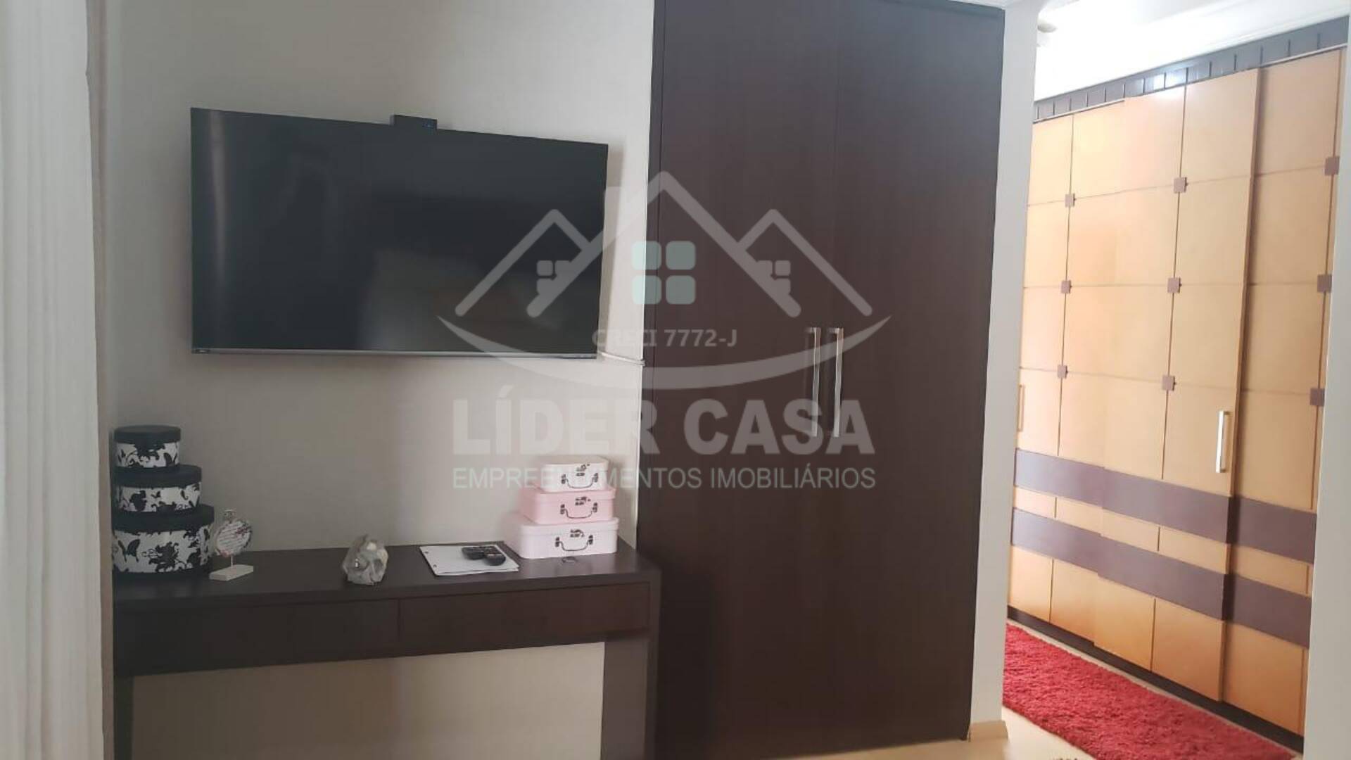 Casa à venda com 3 quartos, 305m² - Foto 18