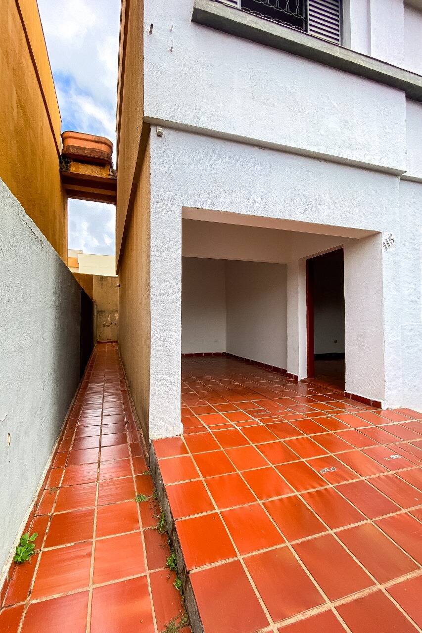 Sobrado à venda com 3 quartos, 128m² - Foto 3