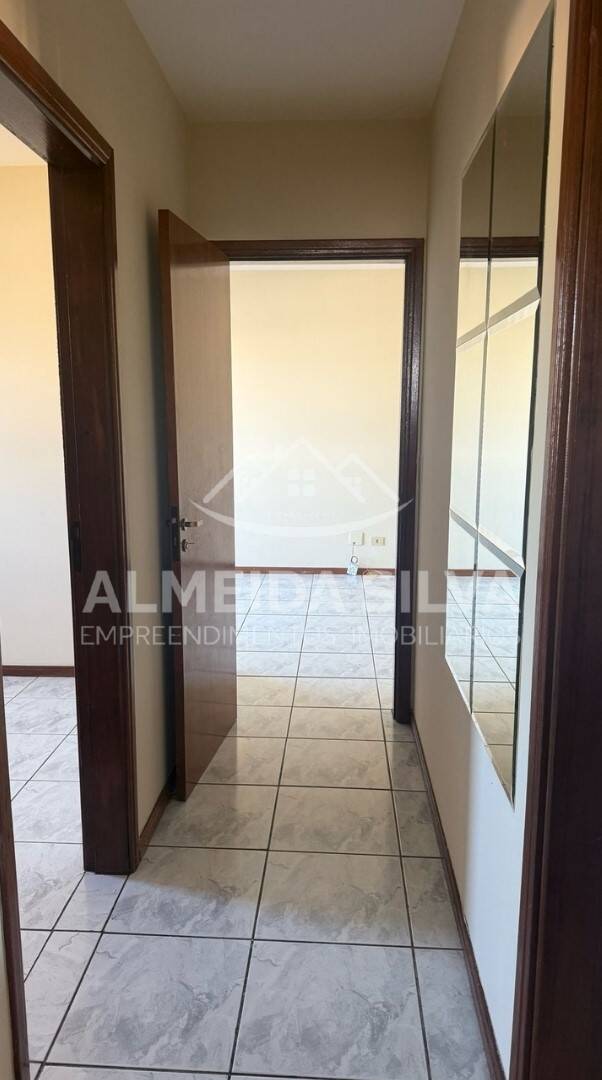 Apartamento para alugar com 3 quartos, 80m² - Foto 6