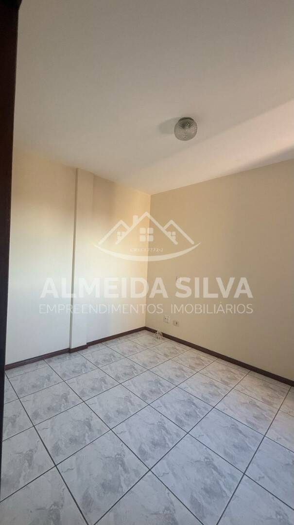 Apartamento para alugar com 3 quartos, 80m² - Foto 8