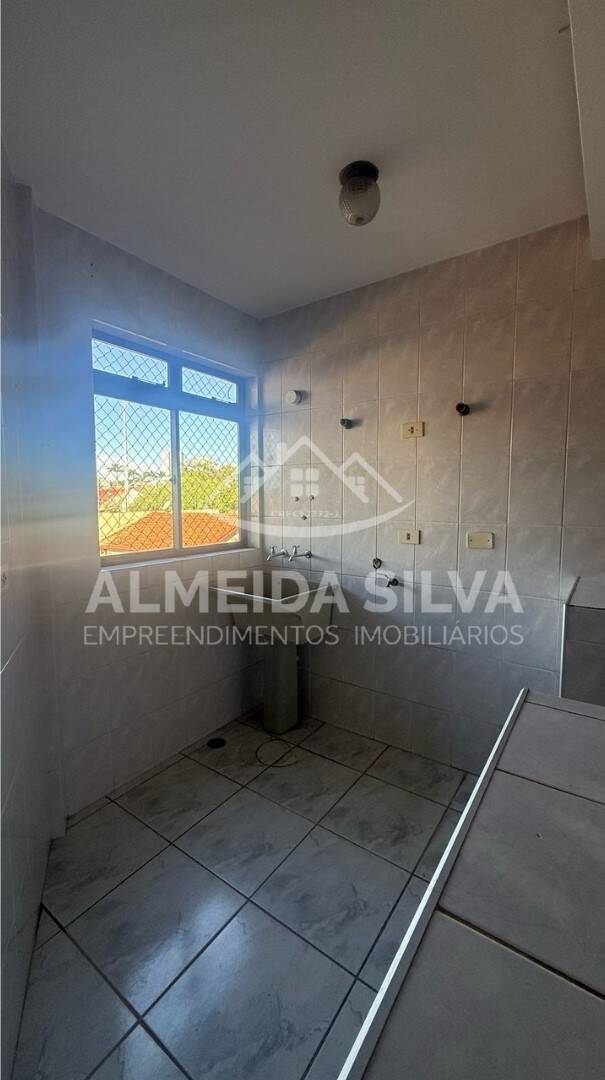 Apartamento para alugar com 3 quartos, 80m² - Foto 14