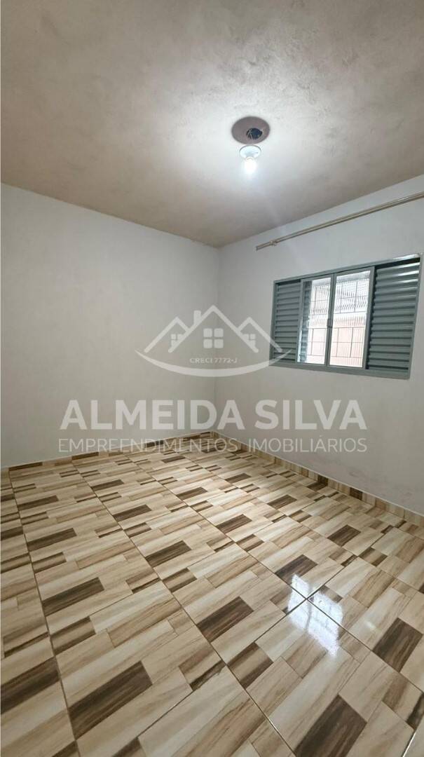 Casa para alugar com 3 quartos, 70m² - Foto 8