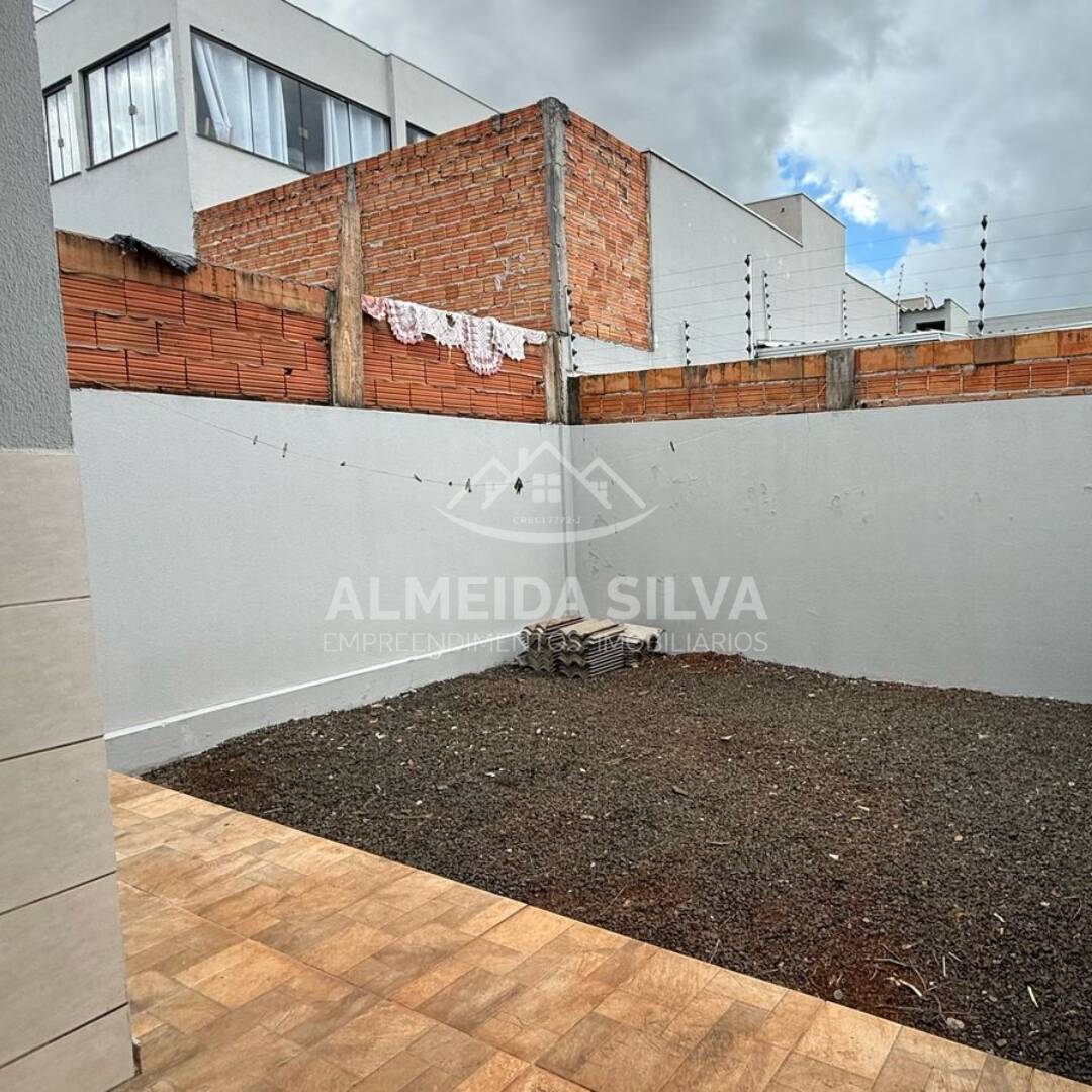 Casa para alugar com 2 quartos, 74m² - Foto 13