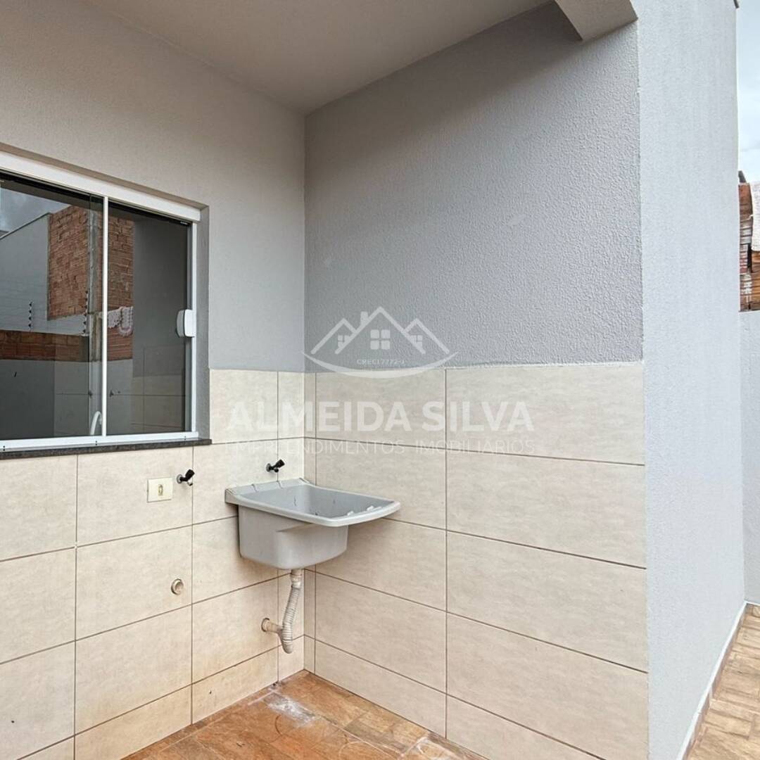 Casa para alugar com 2 quartos, 74m² - Foto 12